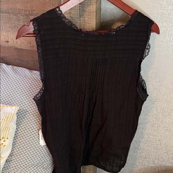 Altar'd State Black Lace Sleeveless Blouse - Picture 6 of 7